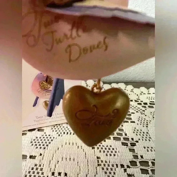 Hallmark 2012 Christmas Ornament  “Two Turtle Doves” Twelve Days of Christmas #2 - Picture 4 of 8